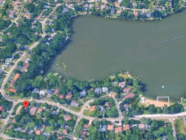 773 Lomond DR, Mundelein, IL 60060