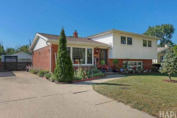 540 W Center ST, Itasca, IL 60143