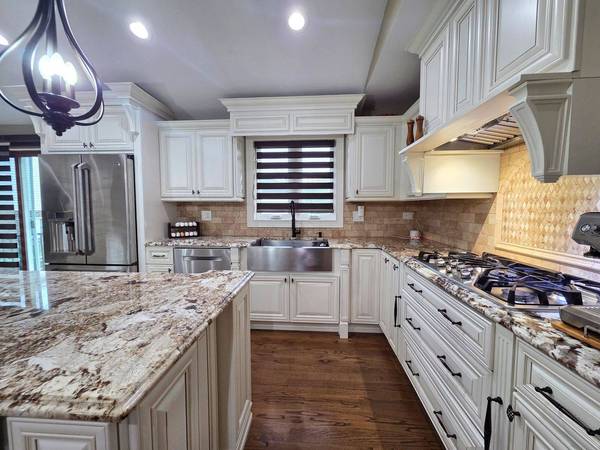 540 W Center ST, Itasca, IL 60143