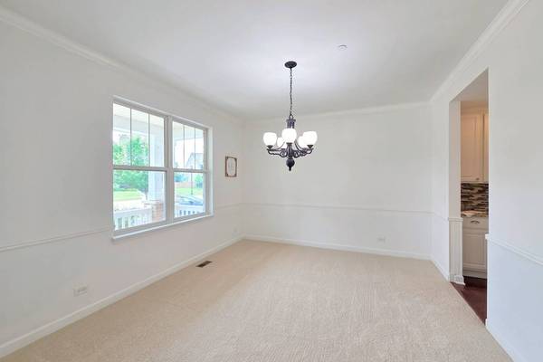 10174 Hopkins ST, Huntley, IL 60142