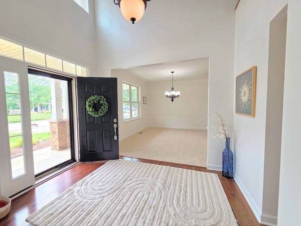 10174 Hopkins ST, Huntley, IL 60142