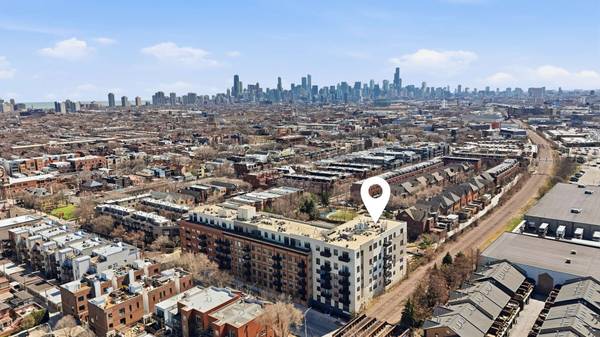 1735 W Diversey Pkwy #409, Chicago, IL 60614