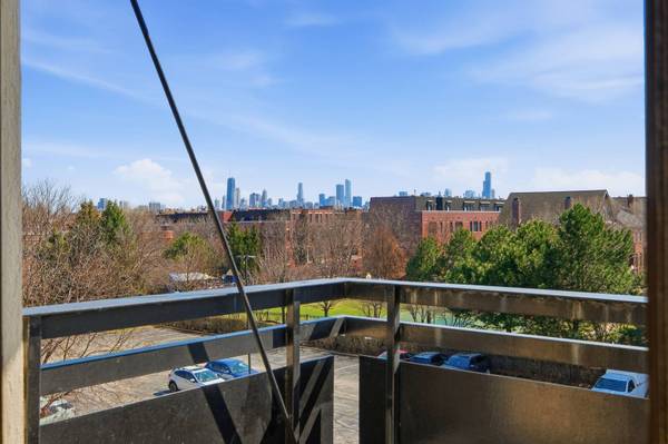 1735 W Diversey Pkwy #409, Chicago, IL 60614