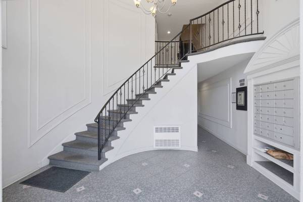 5001 Carriage Way DR #116, Rolling Meadows, IL 60008