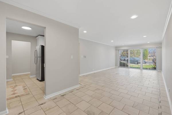 5001 Carriage Way DR #116, Rolling Meadows, IL 60008