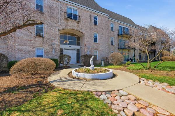 5001 Carriage Way DR #116, Rolling Meadows, IL 60008
