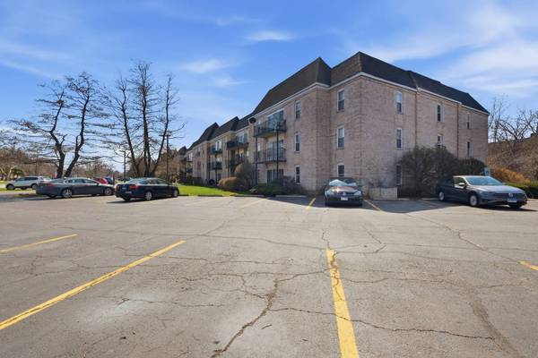 5001 Carriage Way DR #116, Rolling Meadows, IL 60008