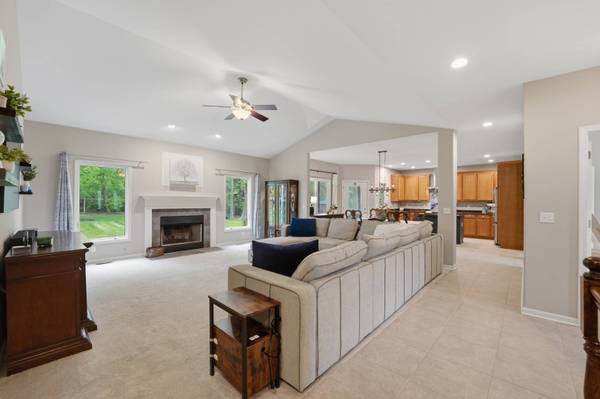 2414 Mehring AVE, Johnsburg, IL 60051