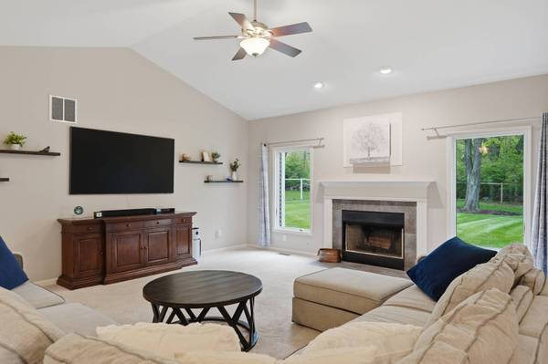 2414 Mehring AVE, Johnsburg, IL 60051