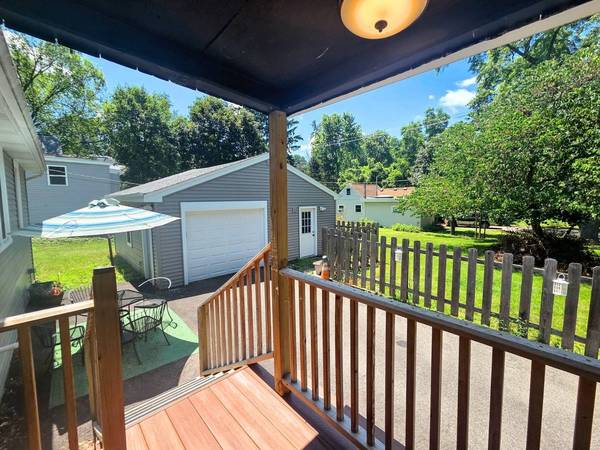 3823 E Wonder Lake RD, Wonder Lake, IL 60097