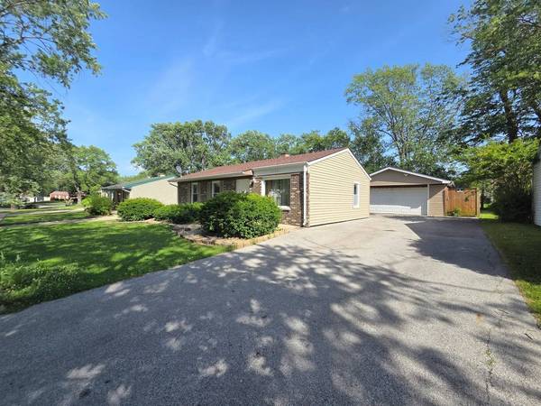 2124 218th PL, Sauk Village, IL 60411