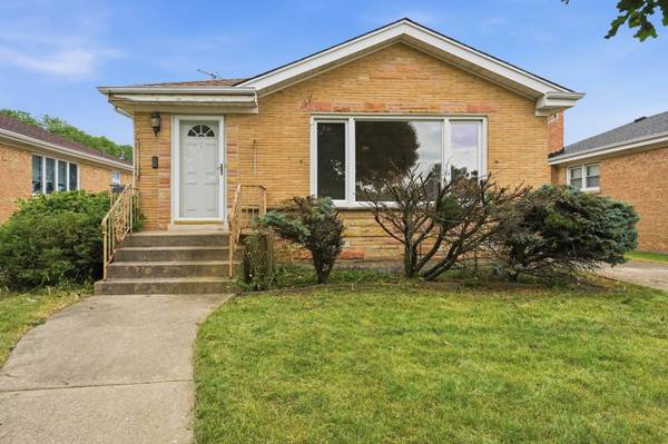 4847 N Sayre AVE, Chicago, IL 60656