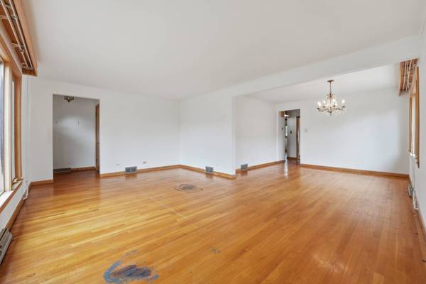 4847 N Sayre AVE, Chicago, IL 60656