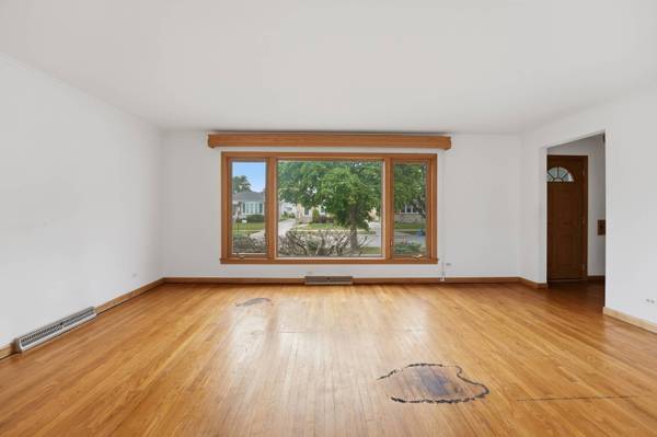 4847 N Sayre AVE, Chicago, IL 60656