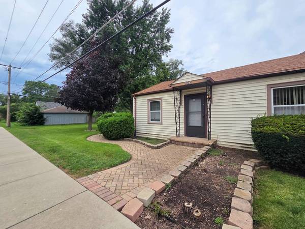 336 E ORCHARD ST, Mundelein, IL 60060