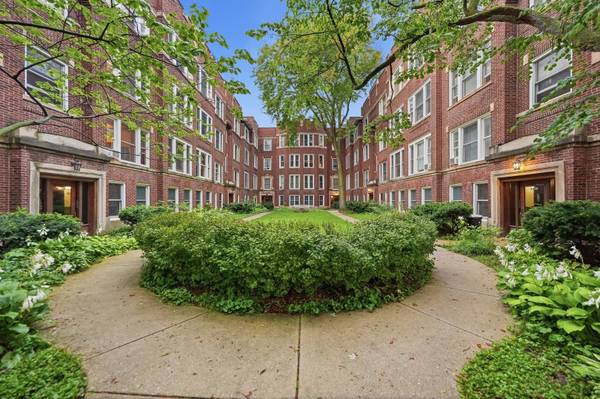 5468 S Woodlawn AVE #2E, Chicago, IL 60615