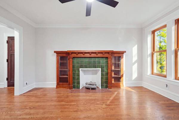 5468 S Woodlawn AVE #2E, Chicago, IL 60615