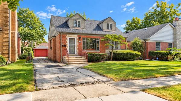 1807 N 78th CT