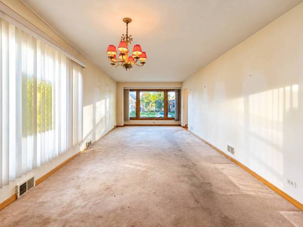 6059 W Lawrence AVE, Chicago, IL 60630