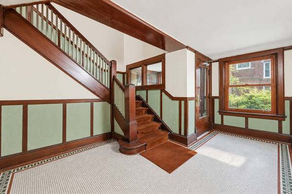 5468 S Woodlawn AVE #2E, Chicago, IL 60615