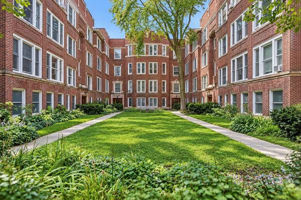5468 S Woodlawn AVE #2E