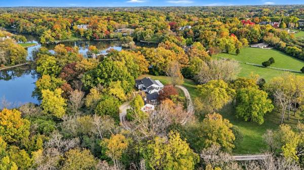 248 Aberdeen DR, Barrington Hills, IL 60010