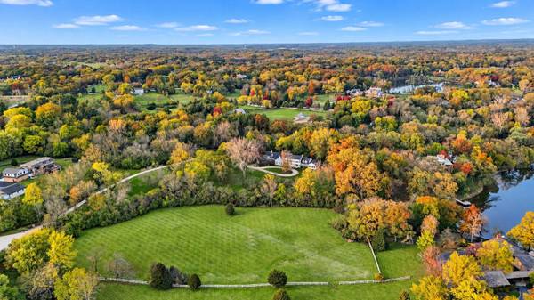 248 Aberdeen DR, Barrington Hills, IL 60010