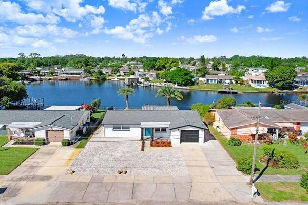 1305 BASSWOOD DR, Holiday, FL 34690