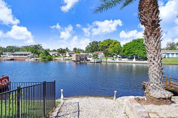 1305 BASSWOOD DR, Holiday, FL 34690