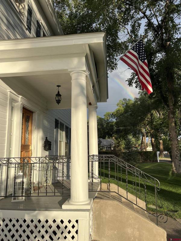 136 N Nevada Avenue, Montrose, CO 81401