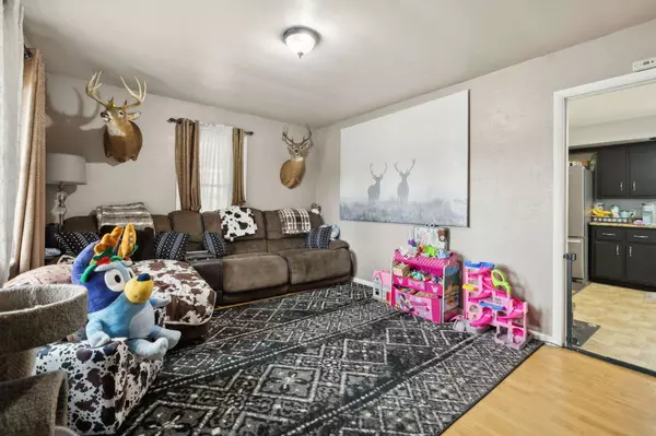 410 Millbrooke Dr, Hopkinsville, KY 42240