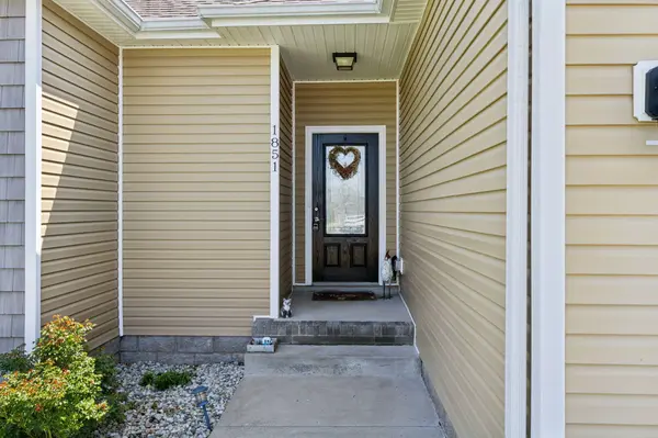 1851 Camelot Dr, Clarksville, TN 37040