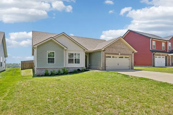 1108 Cardinal Creek Dr, Clarksville, TN 37040