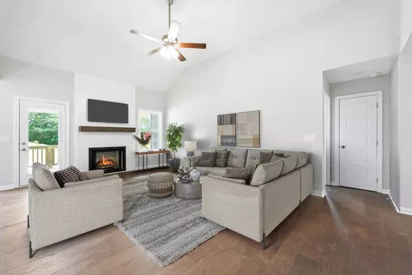 1622 Erika Dr, Clarksville, TN 37042