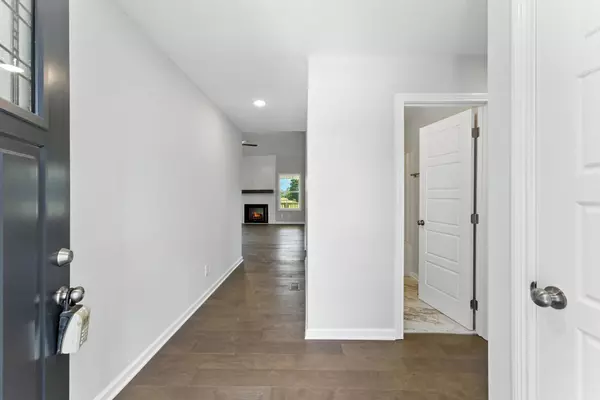 1622 Erika Dr, Clarksville, TN 37042