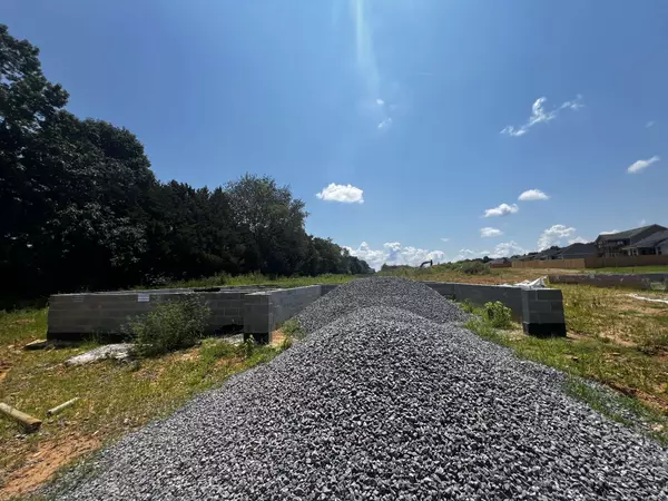 1622 Erika Dr, Clarksville, TN 37042