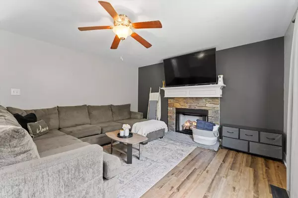 795 Banister Dr, Clarksville, TN 37042