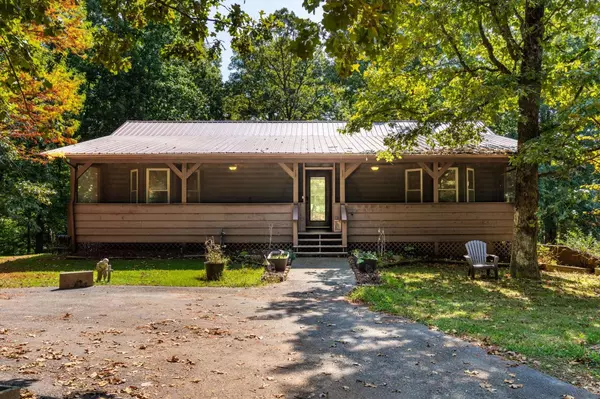151 Jerry Smith Rd, Indian Mound, TN 37079