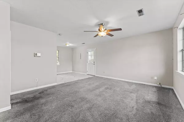 140 New Gritton Ave, Oak Grove, KY 42262