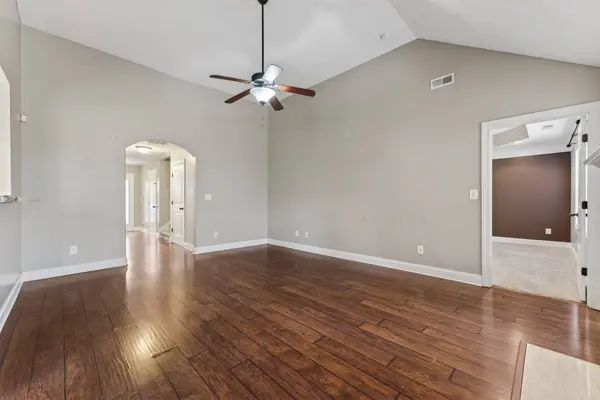 1245 Morstead Dr, Clarksville, TN 37042