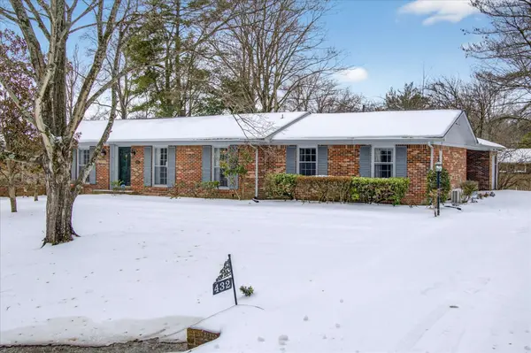 432 Rivermont Dr, Clarksville, TN 37043