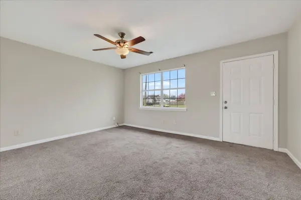 140 New Gritton Ave, Oak Grove, KY 42262