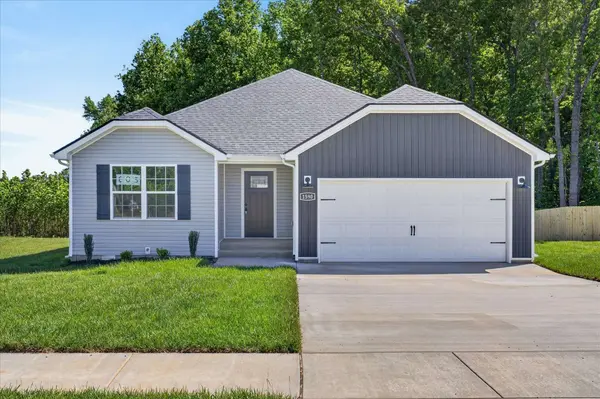 330 Tisha Ct, Clarksville, TN 37042