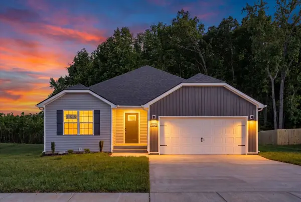 330 Tisha Ct, Clarksville, TN 37042