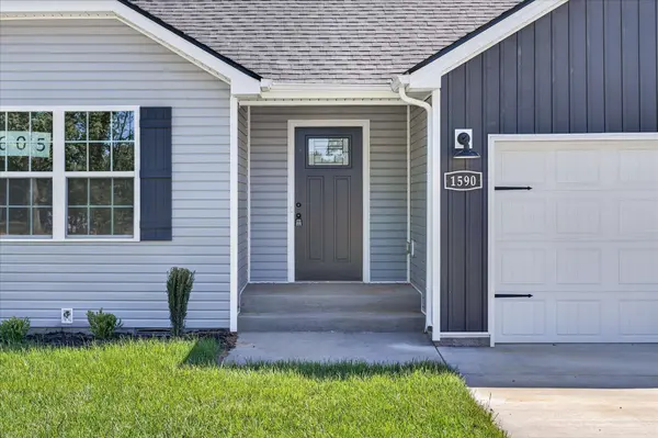 330 Tisha Ct, Clarksville, TN 37042