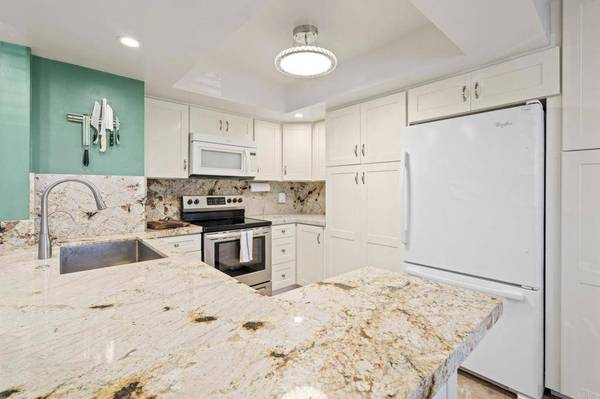 760 Silver DR, Vista, CA 92083