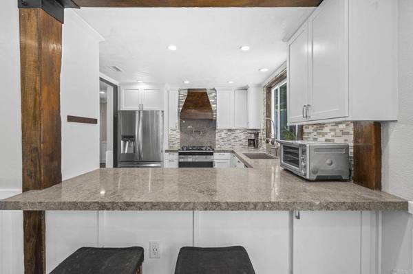 830 English Holly LN, San Marcos, CA 92078