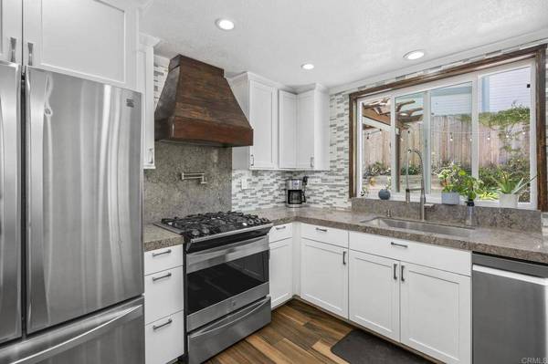 830 English Holly LN, San Marcos, CA 92078