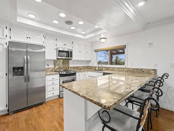 2422 Plumosa CT, Vista, CA 92081