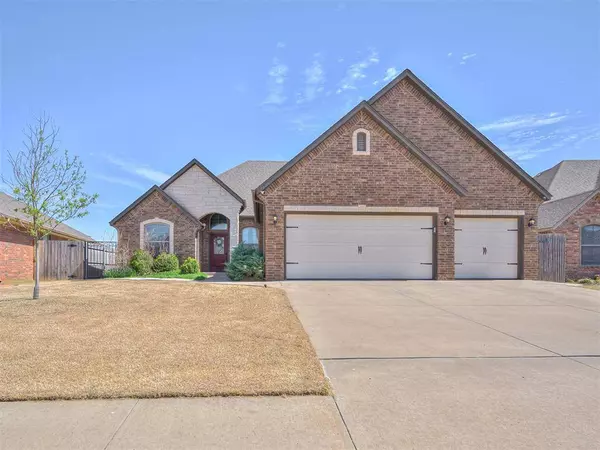 2732 Ryder DR, Yukon, OK 73099